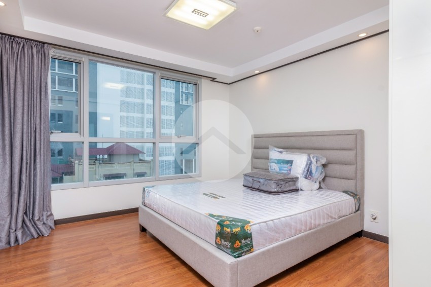 3 Bedroom Condo For Rent - BKK1, Phnom Penh