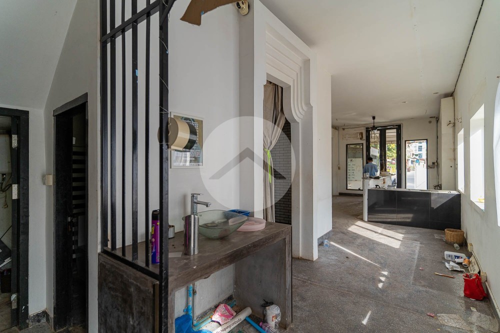 59 Sqm Commercial Space For Rent - Svay Dangkum, Siem Reap - Image 7