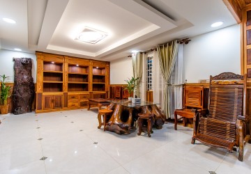 7 Bedroom Villa For Sale - Svay Dangkum, Siem Reap thumbnail