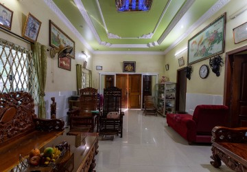 6 Bedroom House For Sale - Svay Dangkum, Siem Reap thumbnail