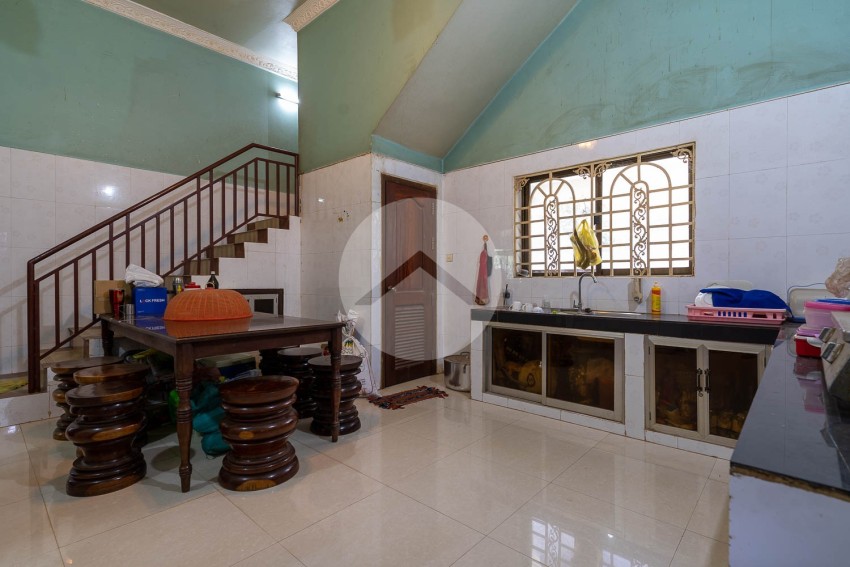 6 Bedroom House For Sale - Svay Dangkum, Siem Reap