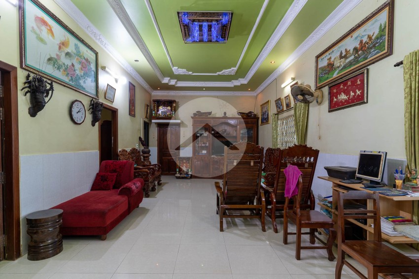 6 Bedroom House For Sale - Svay Dangkum, Siem Reap