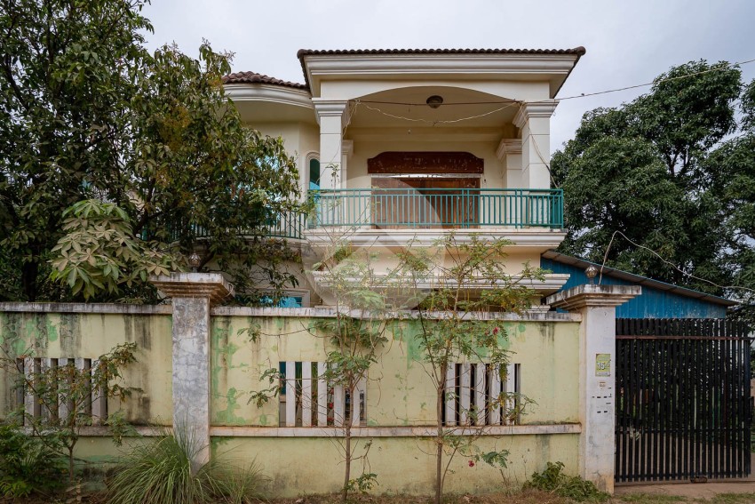 6 Bedroom House For Sale - Svay Dangkum, Siem Reap