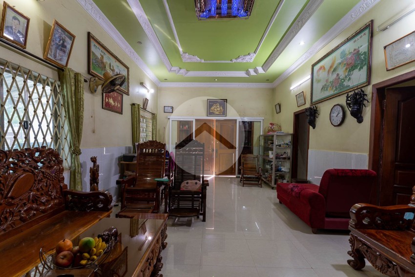 6 Bedroom House For Sale - Svay Dangkum, Siem Reap