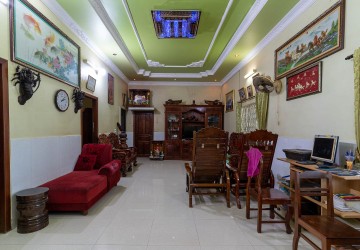 6 Bedroom House For Sale - Svay Dangkum, Siem Reap thumbnail