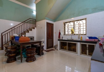 6 Bedroom House For Sale - Svay Dangkum, Siem Reap thumbnail