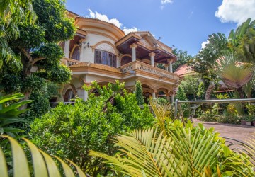 8 Bedroom Villa For Sale - Sala Kamreuk, Siem Reap thumbnail