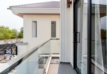 3 Bedroom Villa For Sale - Kandaek, Prasat Bakong, Siem Reap thumbnail