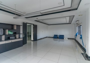 500 Sqm Commercial Office Space For Rent - Boeung Trabek, Chamkarmon, Phnom Penh thumbnail