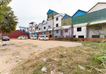 342 Sqm Residential Land For Sale - Teuk Thla, Sen Sok, Phnom Penh thumbnail