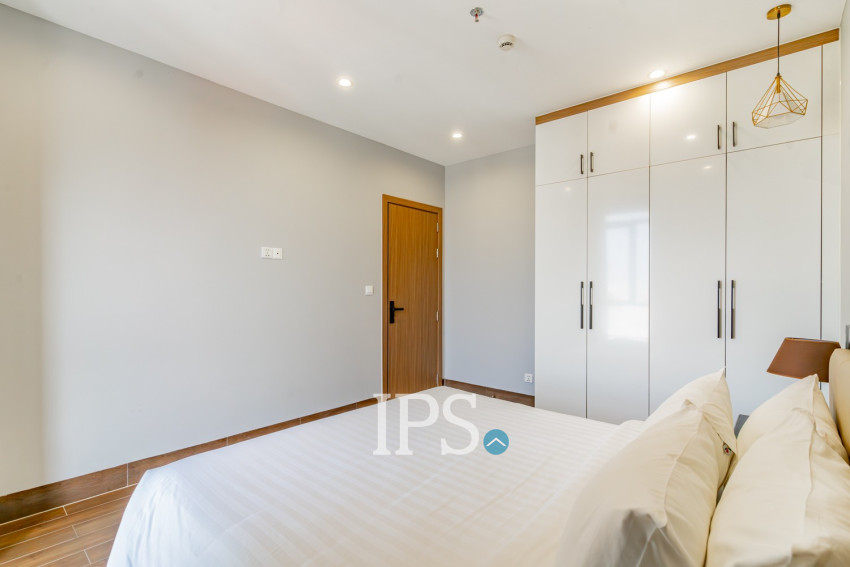 3 Bedroom Serviced Apartment For Rent - Tonle Bassac, Phnom Penh