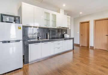 3 Bedroom Serviced Apartment For Rent - Tonle Bassac, Phnom Penh thumbnail