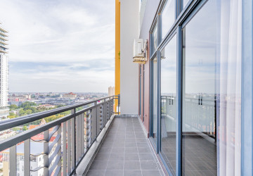 3 Bedroom Serviced Apartment For Rent - Tonle Bassac, Phnom Penh thumbnail