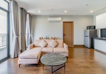 3 Bedroom Serviced Apartment For Rent - Tonle Bassac, Phnom Penh thumbnail