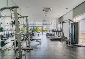 3 Bedroom Serviced Apartment For Rent - Tonle Bassac, Phnom Penh thumbnail