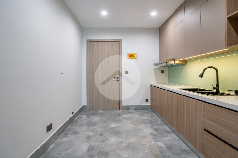 48 Sqm Serviced Studio Apartment For Rent - Boeung Kak 1, Toul Kork, Phnom Penh - Image 3