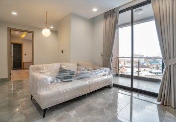 1 Bedroom Serviced Apartment For Rent - Boeung Kak 1, Toul Kork, Phnom Penh thumbnail