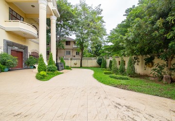 11 Bedroom Villa For Sale - 7 Makara, Phnom Penh thumbnail