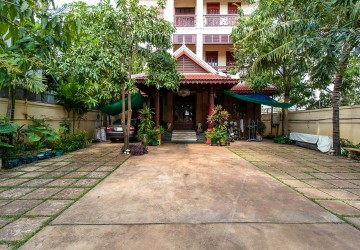 11 Bedroom Commercial Villa For Rent - Slor Kram, Siem Reap thumbnail