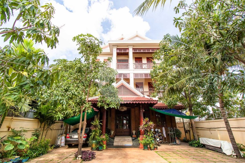 11 Bedroom Commercial Villa For Rent - Slor Kram, Siem Reap