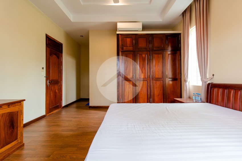 11 Bedroom Commercial Villa For Rent - Slor Kram, Siem Reap