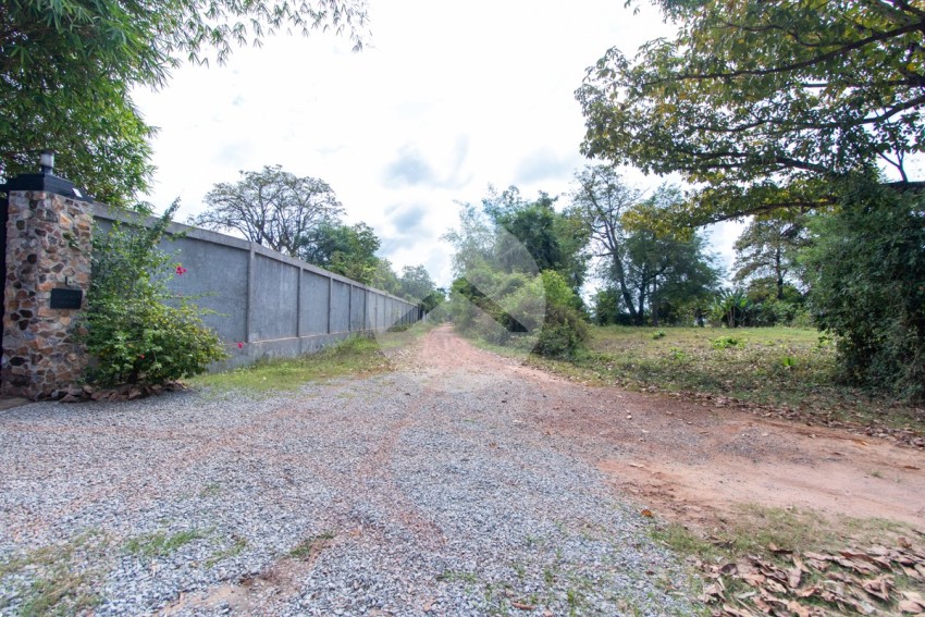 6000 Sqm Residential Land - Sangkat Siem Reap, Siem Reap