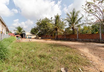 391 Sqm Residential Land For Sale - Sala Kamreuk, Siem Reap thumbnail