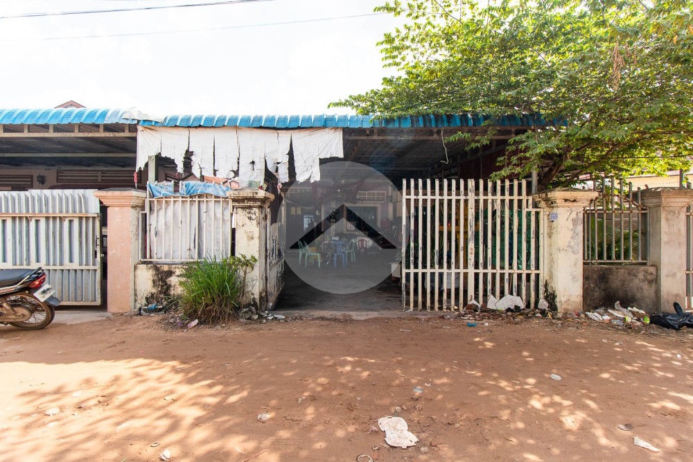 2 Bedroom House For Sale - Svay Dangkum, Siem Reap - Image 9