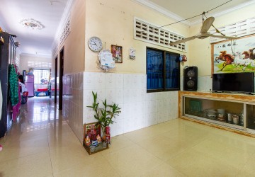 2 Bedroom House For Sale - Svay Dangkum, Siem Reap thumbnail