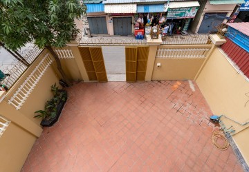 Shophouse and Apartment Building For Sale - Teuk Thla, Sen Sok, Phnom Penh thumbnail