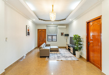 4 Bedroom Serviced Penthouse For Rent – BKK1, Phnom Penh