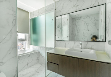 27th Floor 2 Bedroom Condo For Sale - J Tower 2, BKK1, Phnom Penh thumbnail