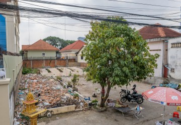 646 Sqm Commercial Land For Rent - Boeung Kak 2, Toul Kork, Phnom Penh thumbnail