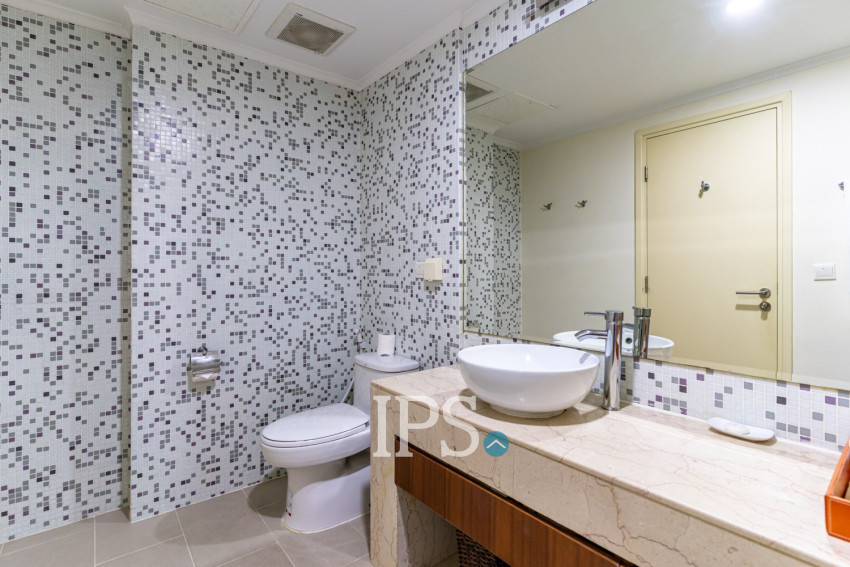 2 Bedroom Serviced Apartment For Rent - Wat Phnom, Phnom Penh