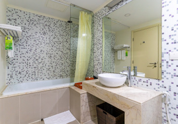 2 Bedroom Serviced Apartment For Rent - Wat Phnom, Phnom Penh thumbnail