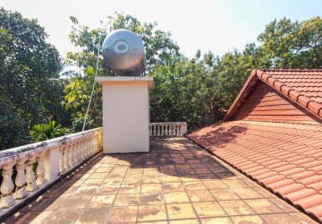 3 Bedroom Wooden House For Rent - Sala Kamreuk, Siem Reap thumbnail