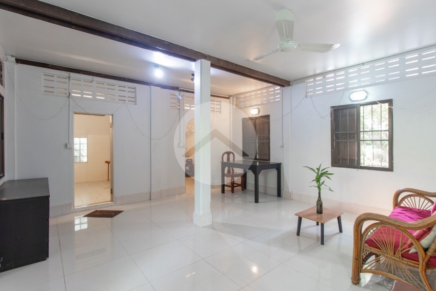 3 Bedroom Wooden House For Rent - Sala Kamreuk, Siem Reap