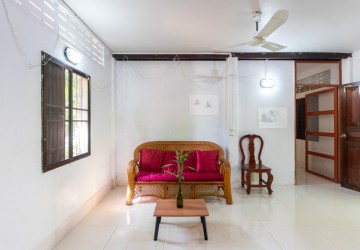 3 Bedroom Wooden House For Rent - Sala Kamreuk, Siem Reap thumbnail