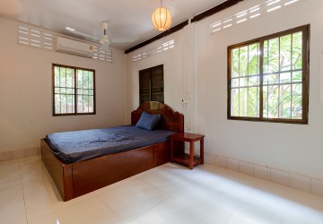 3 Bedroom Wooden House For Rent - Sala Kamreuk, Siem Reap thumbnail