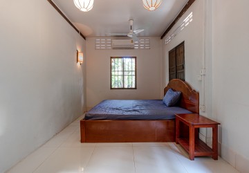 3 Bedroom Wooden House For Rent - Sala Kamreuk, Siem Reap thumbnail