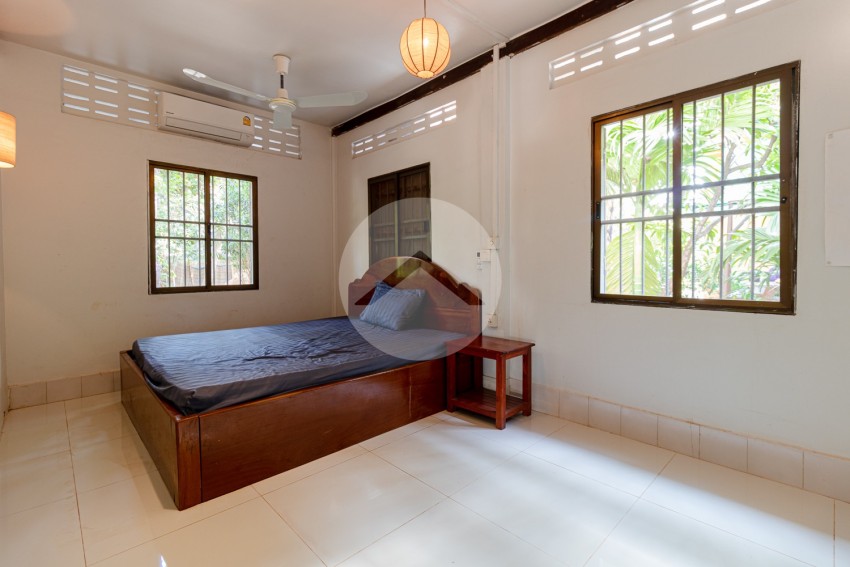 3 Bedroom Wooden House For Rent - Sala Kamreuk, Siem Reap