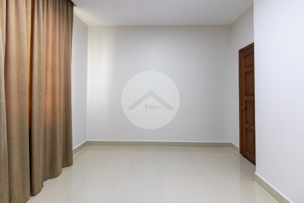 3 Bedroom House For Sale - Svay Dangkum, Siem Reap - Image 17