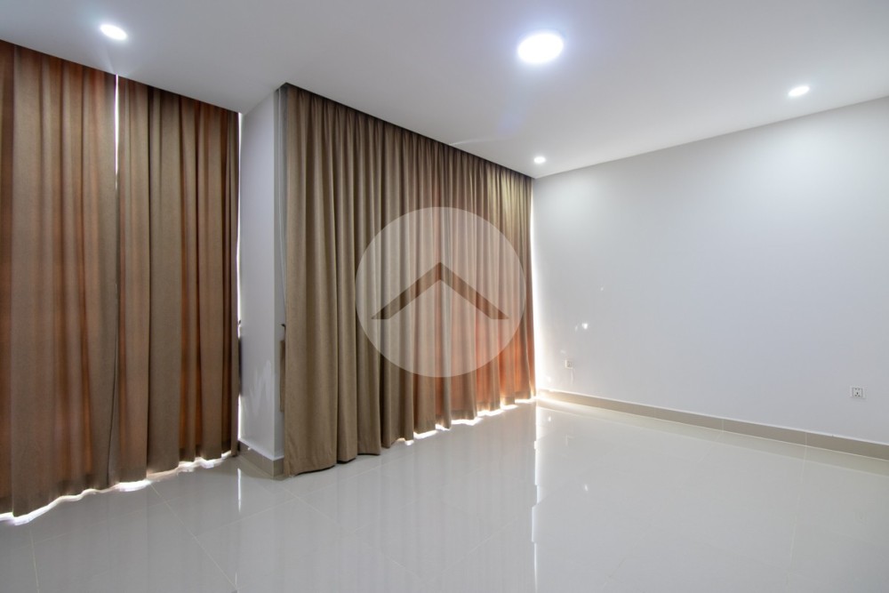 3 Bedroom House For Sale - Svay Dangkum, Siem Reap - Image 21