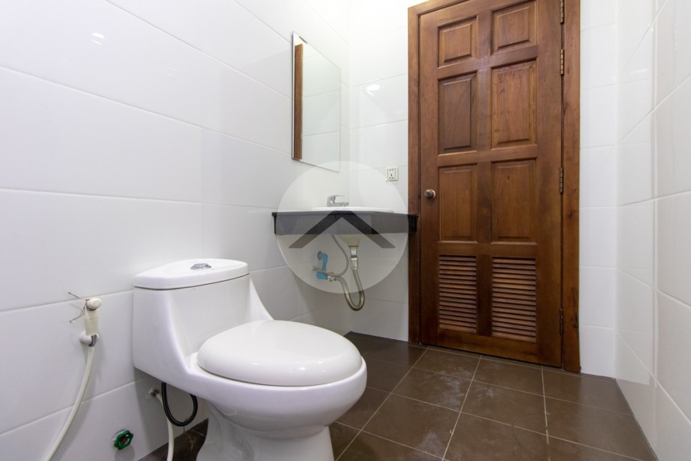 3 Bedroom House For Sale - Svay Dangkum, Siem Reap - Image 19