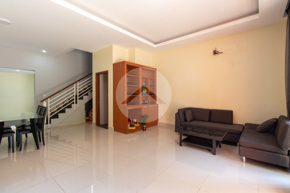 3 Bedroom House For Sale - Svay Dangkum, Siem Reap - Image 3