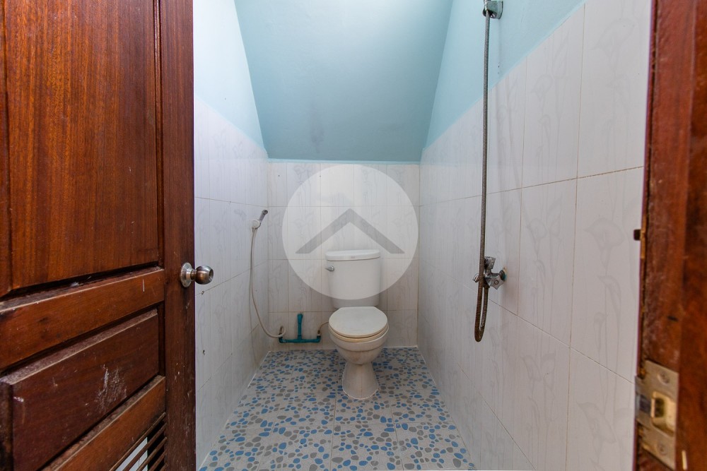 60 Sqm Commercial Space For Rent - Wat Damnak, Sala Kamreuk, Siem Reap - Image 6