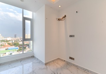 18th Floor 2 Bedroom Condo For Sale - J Tower 2, BKK1, Phnom Penh thumbnail
