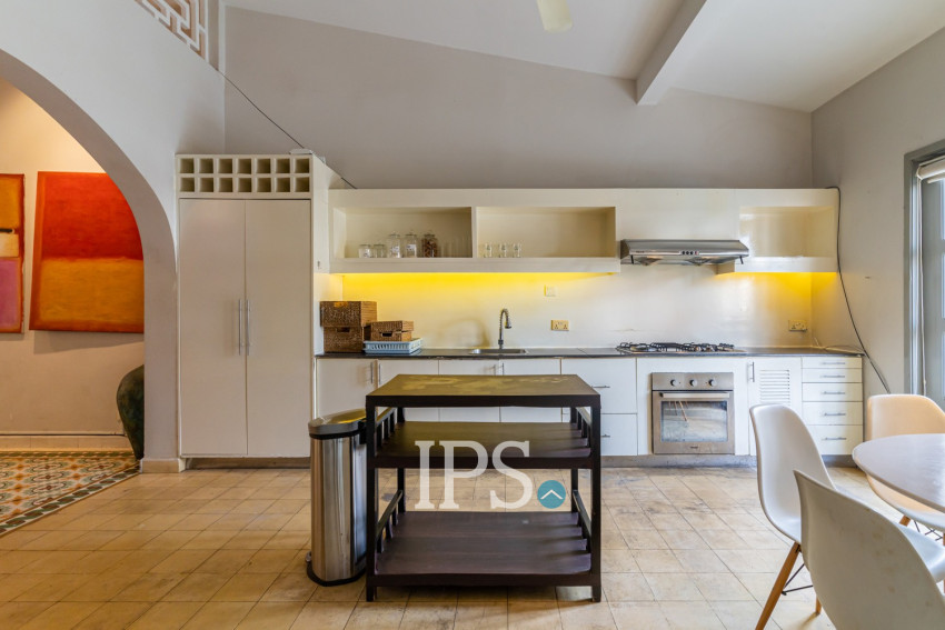 Renovated 3 Bedroom Apartment For Sale - Phsar Kandal 1, Phnom Penh