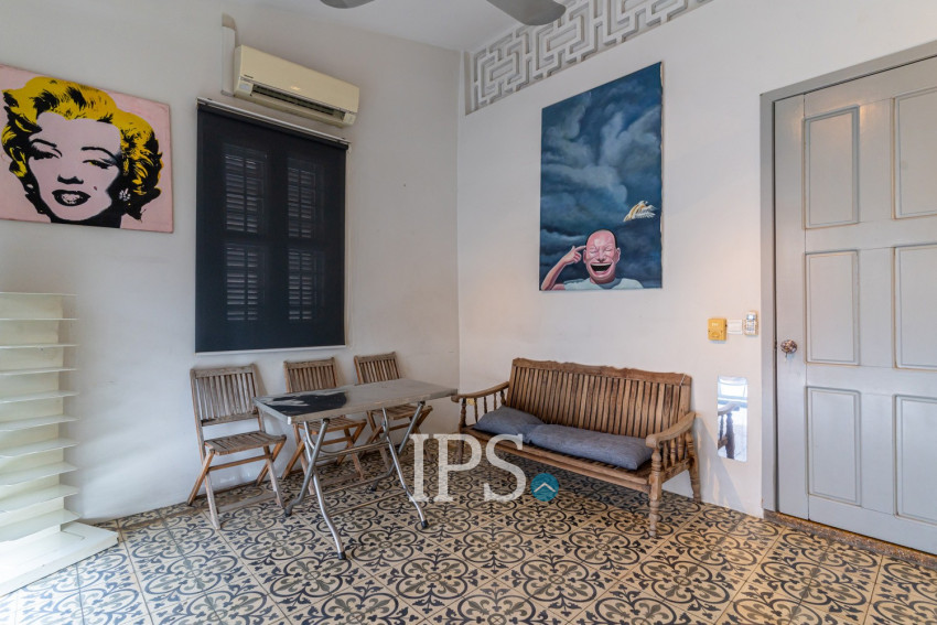 Renovated 3 Bedroom Apartment For Sale - Phsar Kandal 1, Phnom Penh