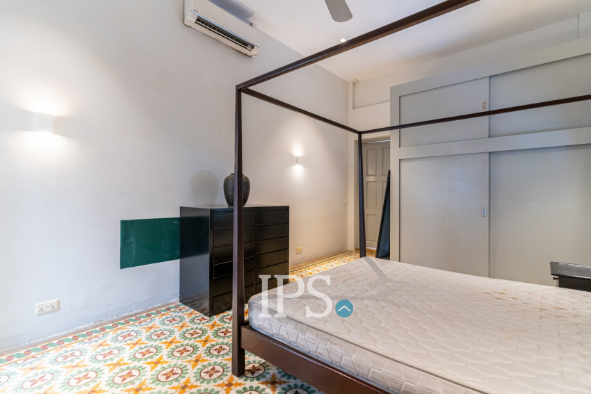Renovated 3 Bedroom Apartment For Sale - Phsar Kandal 1, Phnom Penh